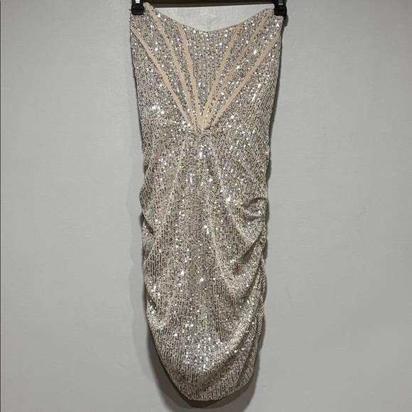 Hello Molly Strapless Sequin Dress - Silver - Picture 8 of 9